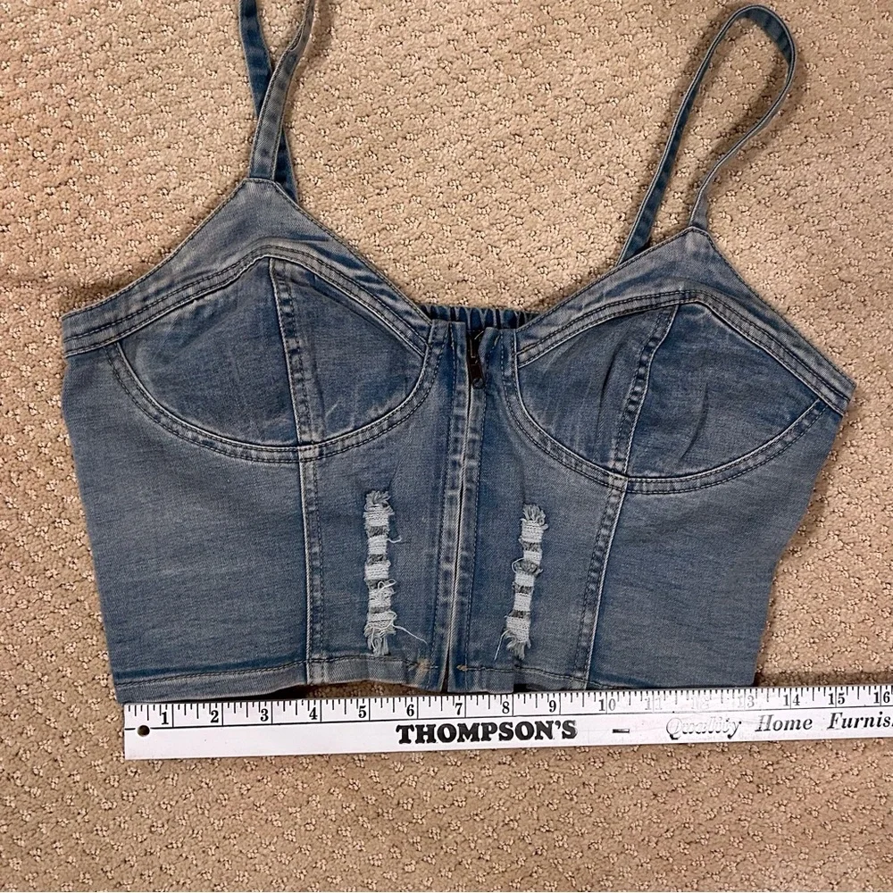 Hot & Delicious Denim Zip Front Crop Top Large